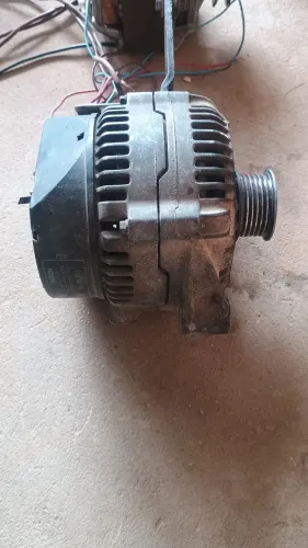 Alternador