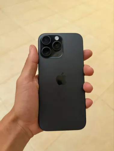 iPhone 16 Pro Max 256gb - Oportunidade - Avalio trocas e cartão até 18x