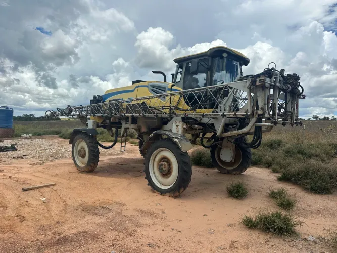 Pulverizador auto propelido