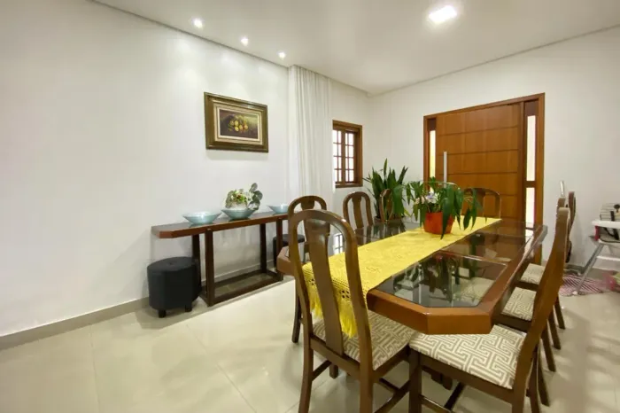 Casa à Venda - Havaí, 5 Quartos, 417 m2