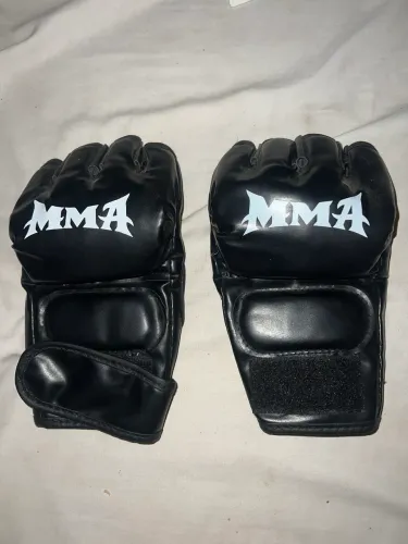 Luvas de MMA