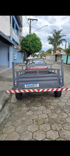 Carretinha reboque semi nova
