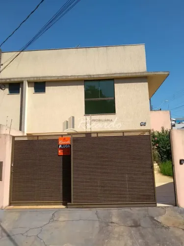Casa para Locação 3 Quartos, 1 Suite, 2 Vagas, Jardim Santa Alice, Arapongas - PR