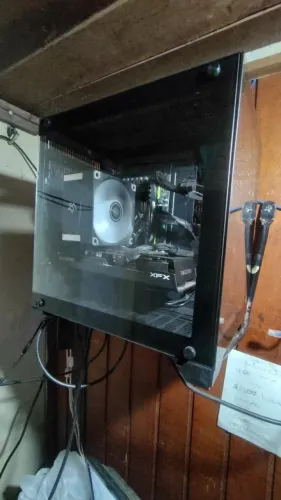 PC Gamer RX 7600 8GB+ 16gb ram (aceito ofertas)