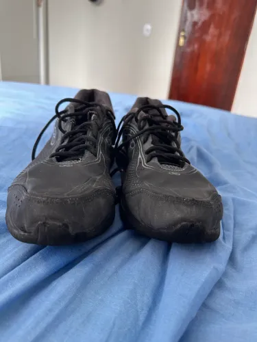 Tênis Olympikus Preto Nº 42 - Original - Bom Estado - Ótimo para Trabalho