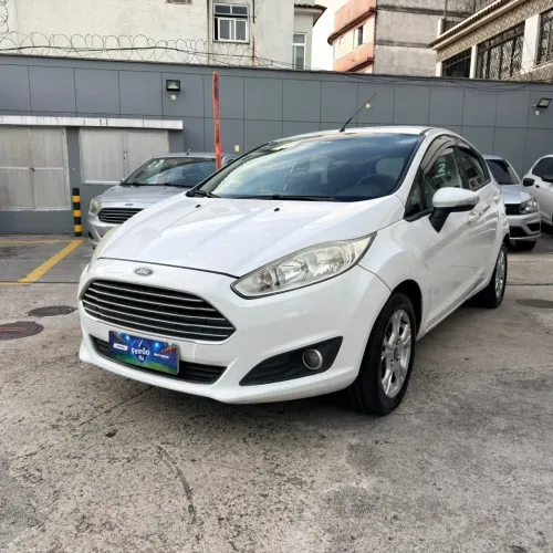 Ford Fiesta SE 1.6 8V Flex 5P 2014