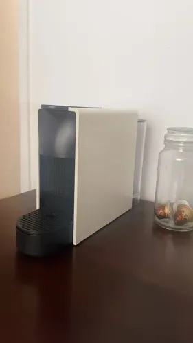 Máquina de Café Nespresso 110 w