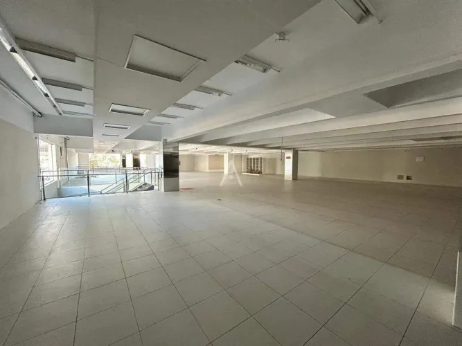 Excelente Sala Comercial para Locação na Avenida Brasil