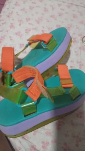 Melissa semi nova N°38
