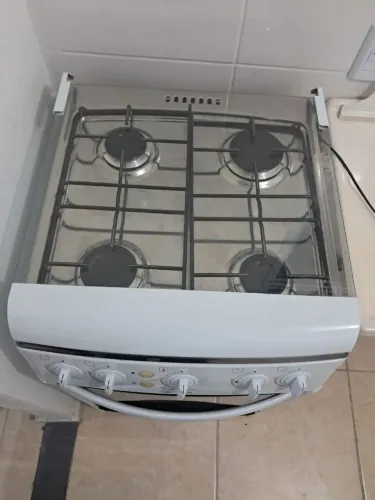 Vendo Fogâo Bosch 4 bocas em boas condições