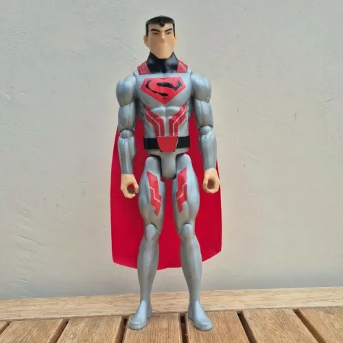 Boneco 30cm Superman armadura metálica - Raro!