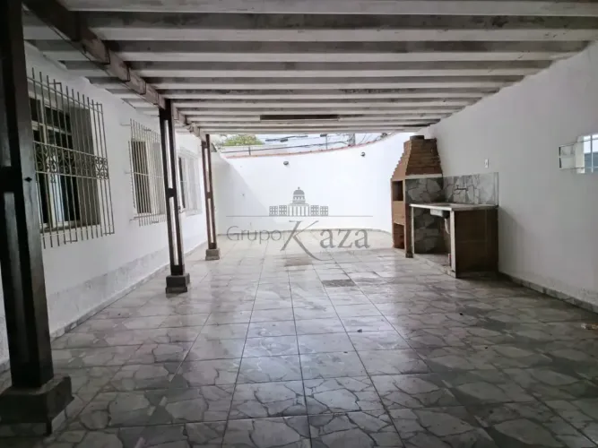 Aluguel e Venda 3 Quartos 2 Banheiros 1 Suíte 3 Garagens Jardim Oriente Zona Sul