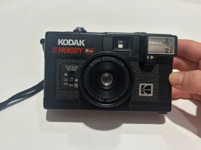 Câmera fotográfica Kodak Hobby 35mm