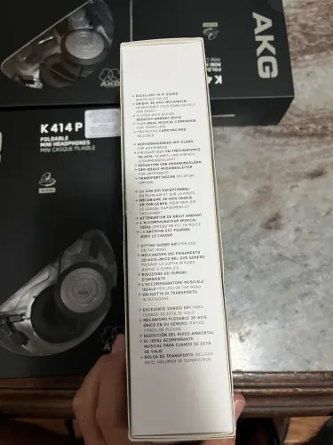 Fone de ouvido para retorno AKG novo sem uso
