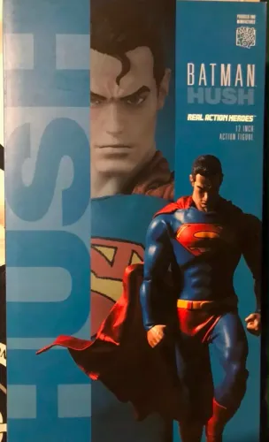 Medicom Toys Superman hush escala 1/6 30cm