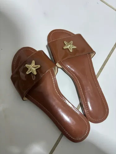 Sandália / Rasteirinha