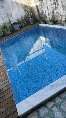 Piscina cristalina 