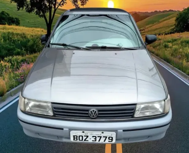Volkswagen Logus 1.8 / CLI / CL (álcool) 1994