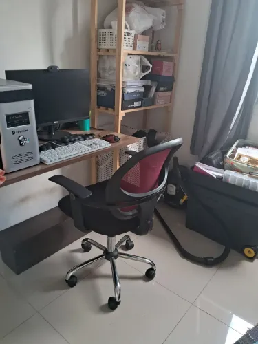 Cadeira escritório giratória