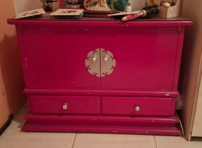Cômoda estilo Chinese Cabinet Red