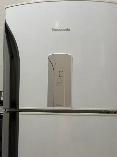 Geladeira Panasonic 387 litros 