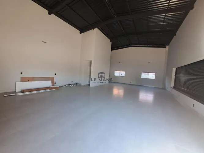 Salão comercial para locação no bairro Paulista em Piracicaba/SP
