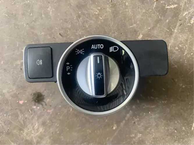 Chave De Farol (a2129050551) Mercedes B200