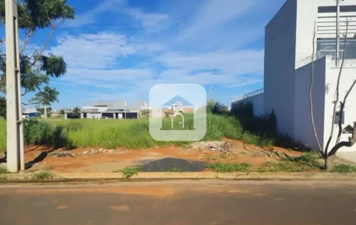 Terreno para venda no bairro Novo Mundo