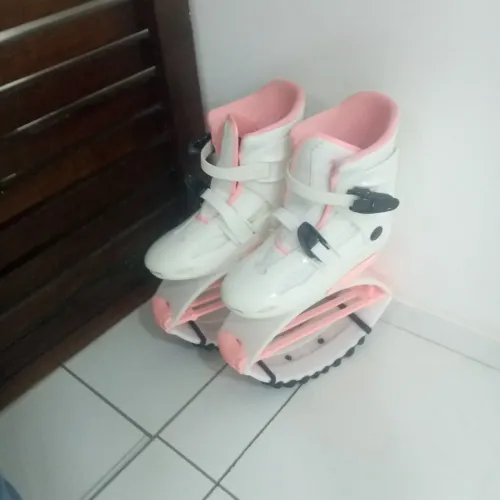 Kangoo jump semi novo Tam: 41