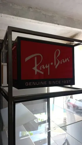 Expositor Óculos Rayban