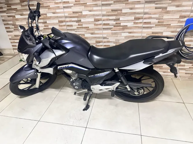 Honda CG 160 Titan, edição especial, único dono, baixa quilometragem 