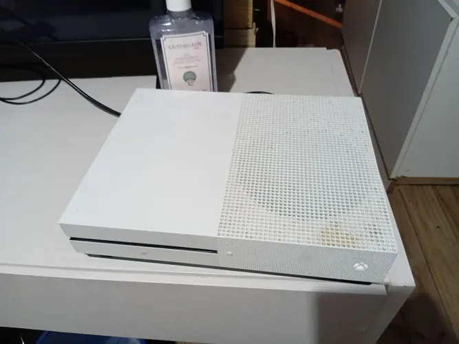 ? Xbox One Barato para Jogar - Acompanha Cabos e Controle<br>