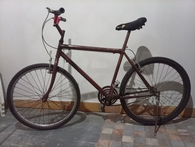 Bicicleta quadro de ALUMÍNIO aro 26
