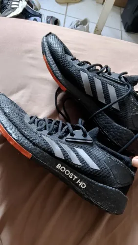 Tênis Adidas boost hd original Tam:41