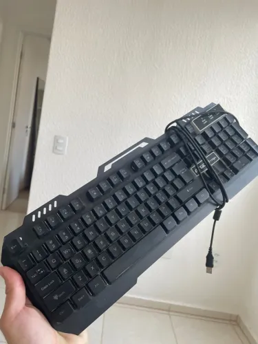 Teclado Argom tech