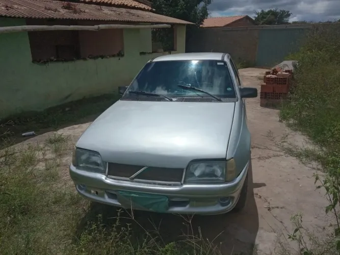 Chevrolet Kadett GL 2.0 MPFI / EFI (álcool) 1996