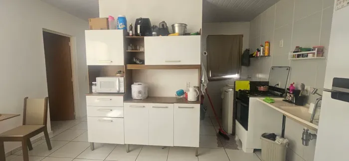 Armário de cozinha seminovo
