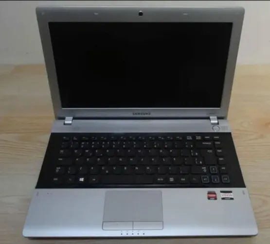 Notebook SAMSUNG Semi-novo C/ Garantia