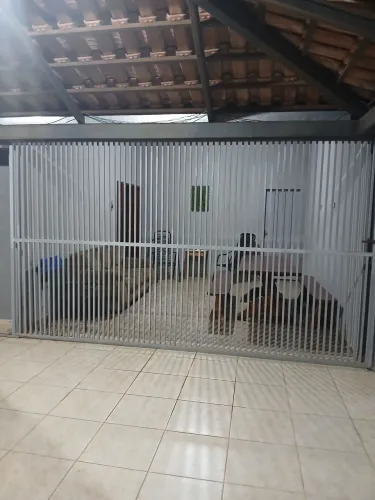 Portão de grade