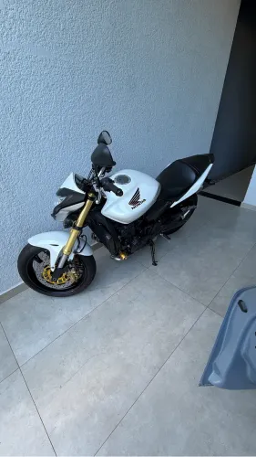 Hornet 2012