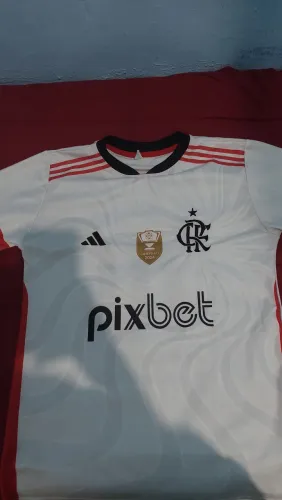 Vende-se blusas de times