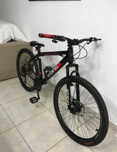 Vendo bicicleta gts m1 aro 26