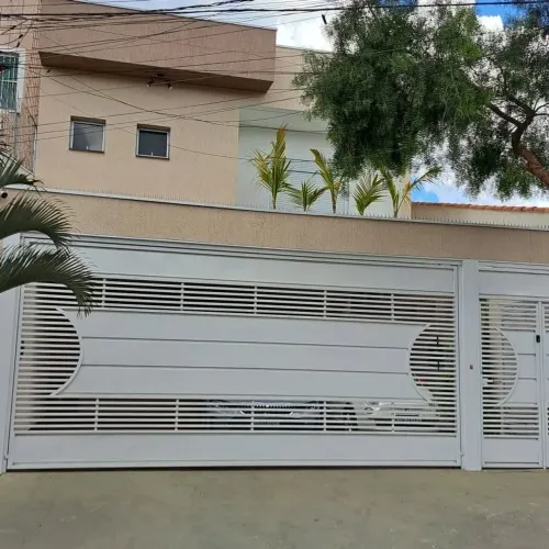 Sobrado para Locação em Cajamar, Portais (Polvilho), 3 dormitórios, 2 banheiros, 3 vagas