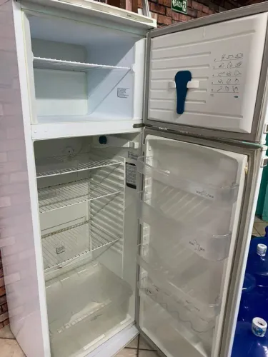 Geladeira consevada