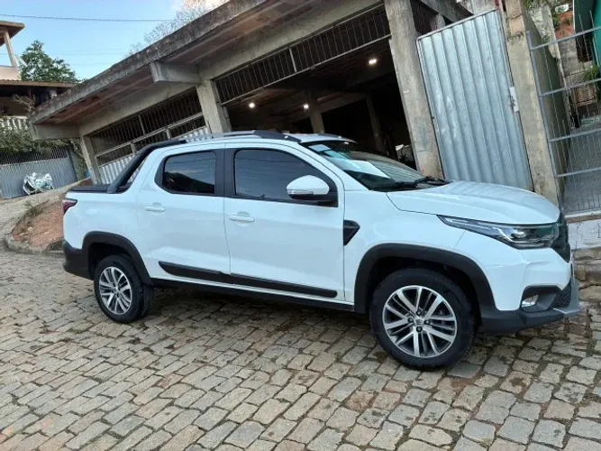 Fiat Strada Volcano 1.3 Flex 8V CD 2023