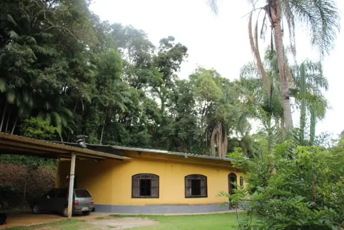 Sítio para Eventos ou Renda | 7.500m² | 5 Quartos(3 suítes) | 70 pessoas | Franco da Rocha