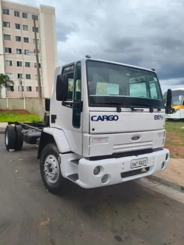 2007 ford cargo 1317 4x2