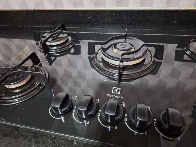 Cooktop Electrolux 5 bocas com Tripla Chama