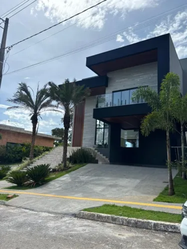 Sobrado em Condomínio para Venda em Senador Canedo, Residencial Vale Verde, 4 dormitórios,
