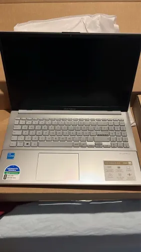 Notebook ASUS Intel Core i3 aceita cartão